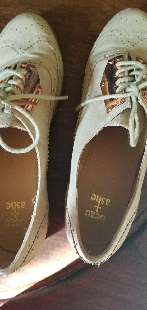 Beige oxfords